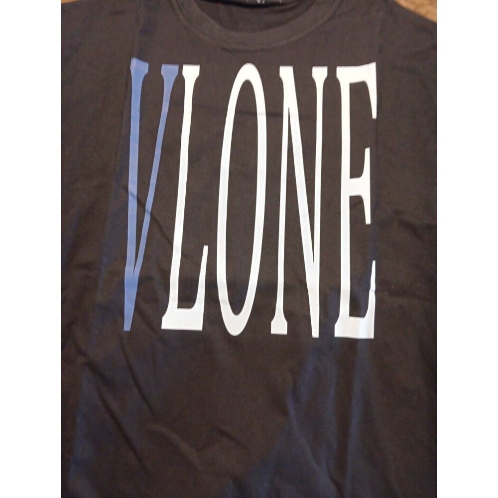 Vlone Classic Stamp Logo T-Shirt Mens L Black Snake Serpent Double Graphic NWT - Picture 3 of 7